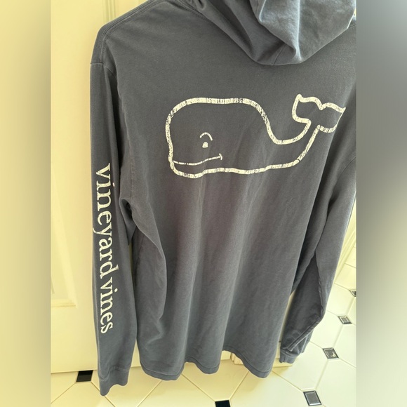 Vineyard vines long sleeve - Picture 2 of 2